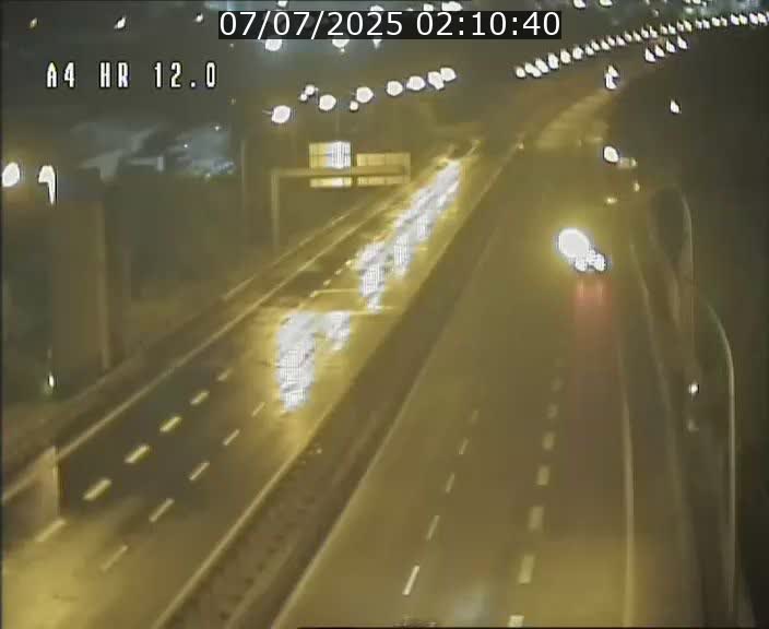 Traffic live webcam Luxembourg Jonction Foetz - A4 - BK 12.0 - direction Esch sur Alzette