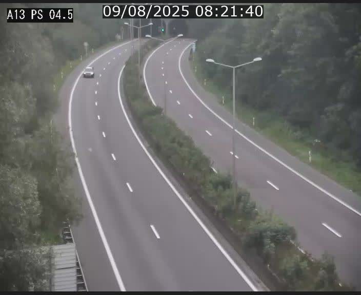 Traffic live webcam Luxembourg Differdange - A13 direction Esch-sur-Alzette - BK 4.5