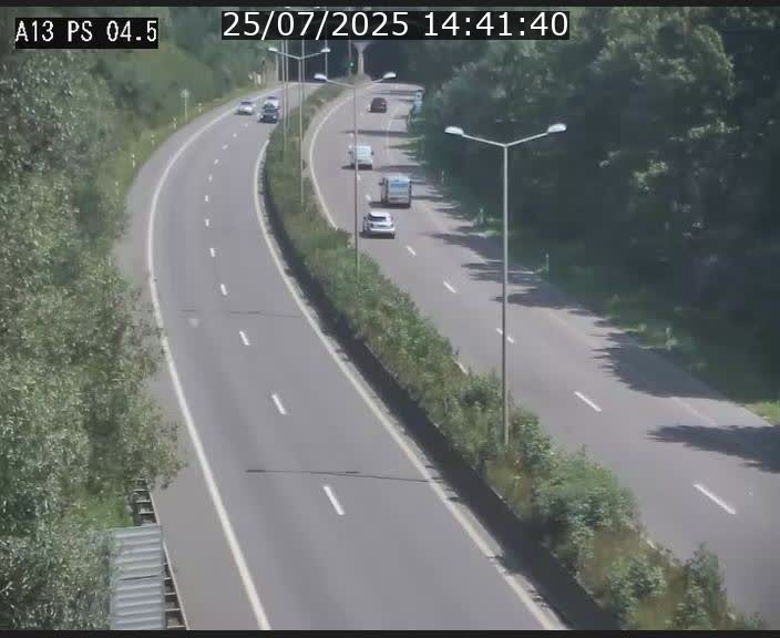 Traffic live webcam Luxembourg Differdange - A13 direction Esch-sur-Alzette - BK 4.5