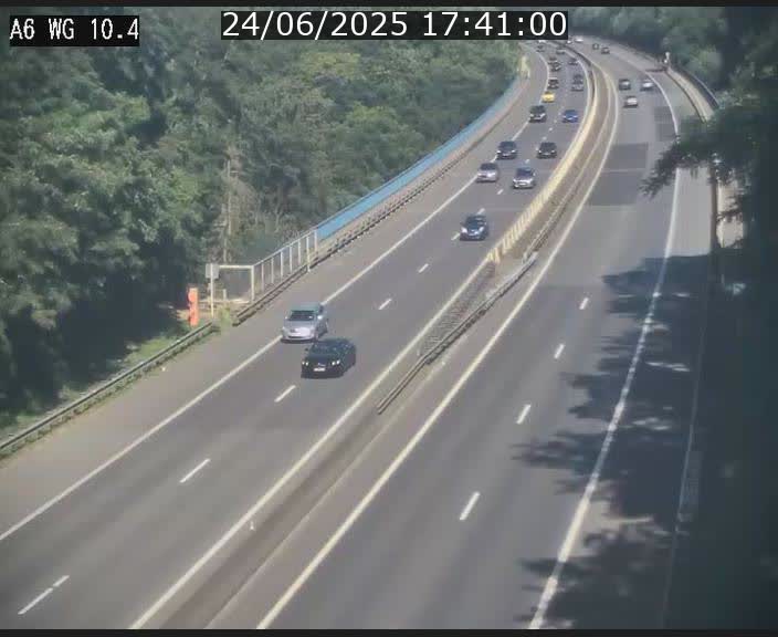 Traffic live webcam Luxembourg Mamer - A6 - BK 10.4 - direction Luxembourg/France/Allemagne