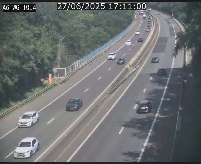 Traffic live webcam Luxembourg Mamer - A6 - BK 10.4 - direction Luxembourg/France/Allemagne