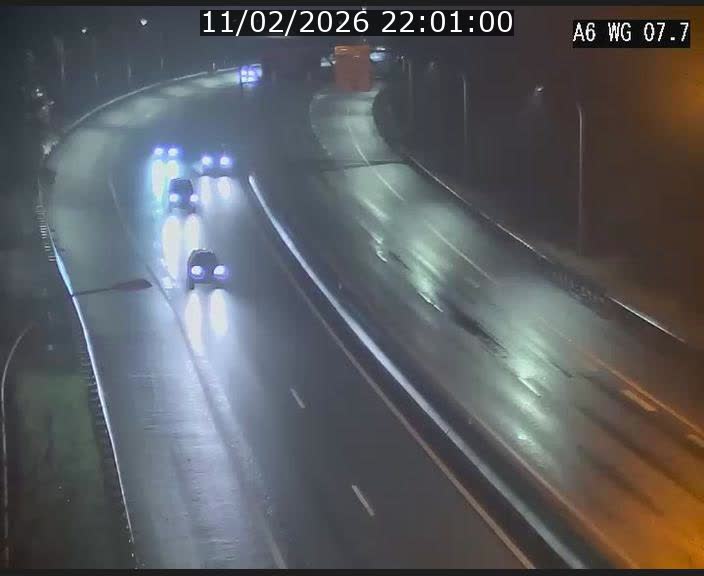 Traffic live webcam Luxembourg - Bridel - A6 - BK 7.7 - direction Belgique