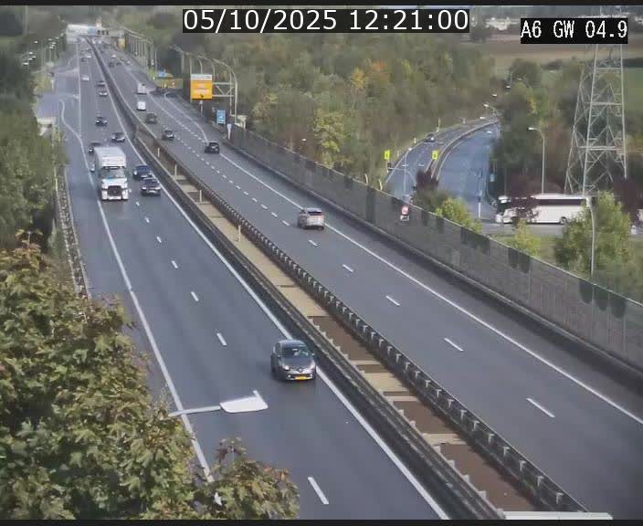 Traffic live webcam Luxembourg Croix de Cessange - A6 - BK 4.9 - direction Belgique