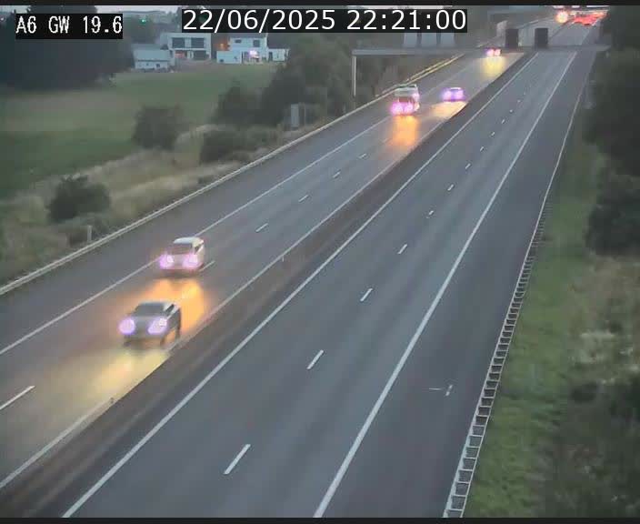 Traffic live webcam Luxembourg - Steinfort - A6 - BK 19.6 - direction Belgique