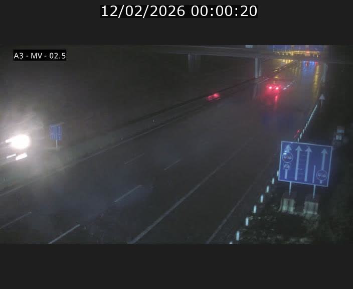Webcam autoroute A3 au Luxembourg à proximité de la Croix de Gasperich. Vue orientée vers Luxembourg