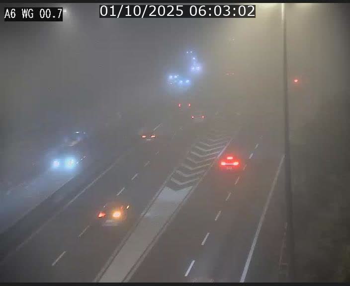 Traffic live webcam Luxembourg Croix de Cessange - A6 - BK 0.7 - direction A3 France