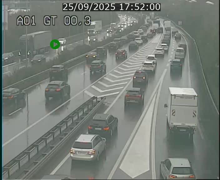 Traffic live webcam Luxembourg Croix de Gasperich - A1 direction Kirchberg - BK 0.3