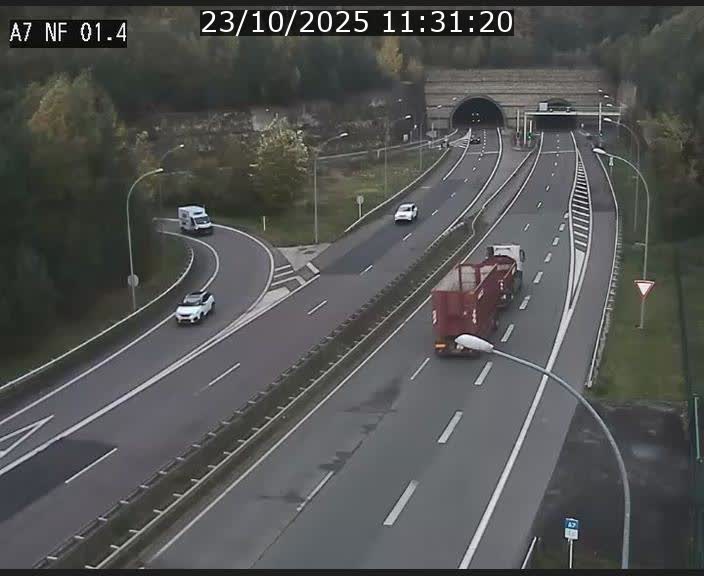 Caméra autoroute Luxembourg A7 - Echangeur Waldhaff - direction Tunnel Stafelter