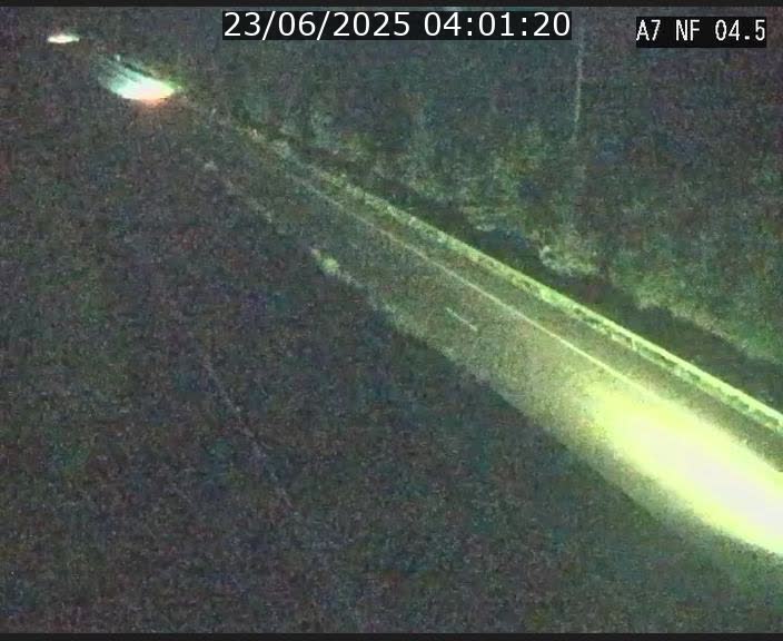 Caméra autoroute Luxembourg A7 - Passage à gibier Rëngelbour - direction Tunnel Grouft