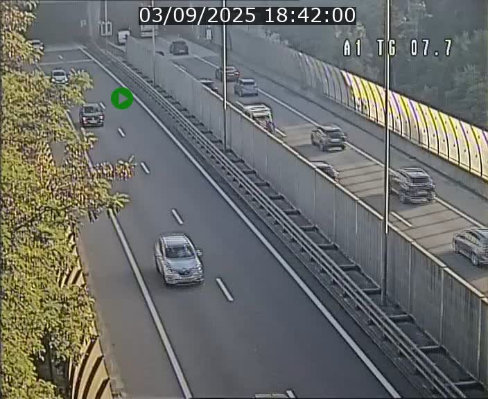 Traffic live webcam Luxembourg Kirchberg - A1 direction Luxembourg-ville - BK 7.7