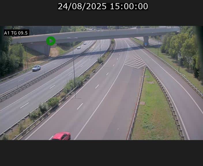 Traffic live webcam Luxembourg Jonction Grünewald - A1 direction Luxembourg-ville - BK 9.5