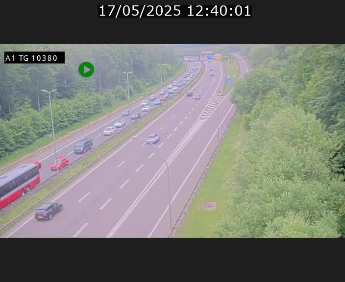 Traffic live webcam Luxembourg Senningerberg - A1 direction Luxembourg Kirchberg - BK 10.3