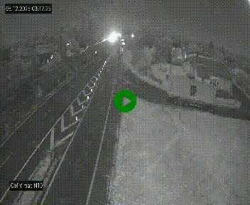 Vue en direct de l'autoroute A10 grâce à un drône situé au-dessus du péage de Virsac