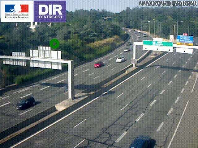 Caméra de circulation routière sur le boulevard périphérique Laurent Bonnevay de Lyon (D383) à hauteur de Bron, avant la jonction avec l'A43. Vue orientée vers l'échangeur