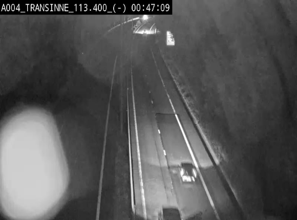 Caméra trafic E411 (A4) - Transinne direction Namur - BK 113.425