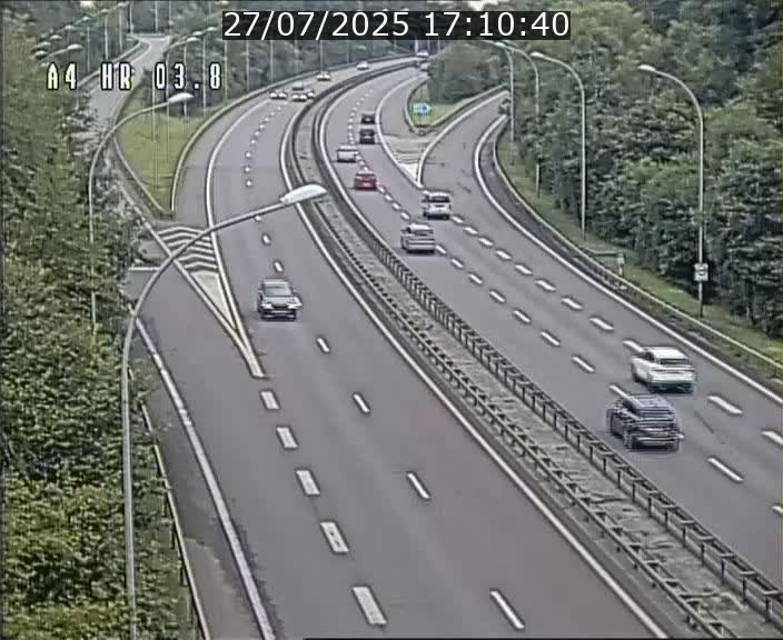 Webcam traffic A4 Luxembourg - BK 3.8 - Leudelange (direction Esch sur Alzette)