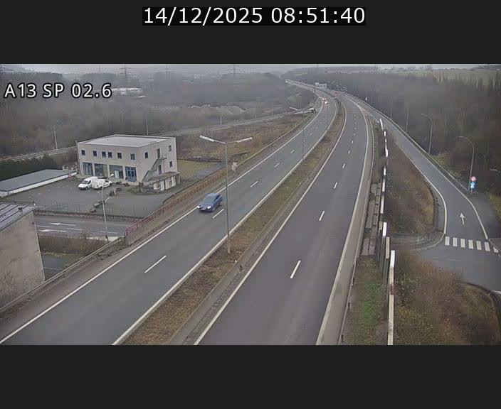 Traffic live webcam Luxembourg Sanem - A13 direction Pétange - BK 2.6