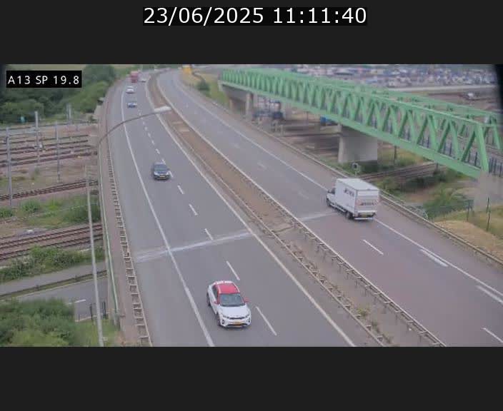 Traffic live webcam Luxembourg Croix de Bettembourg - A13 direction Esch-sur-Alzette - BK 19.8