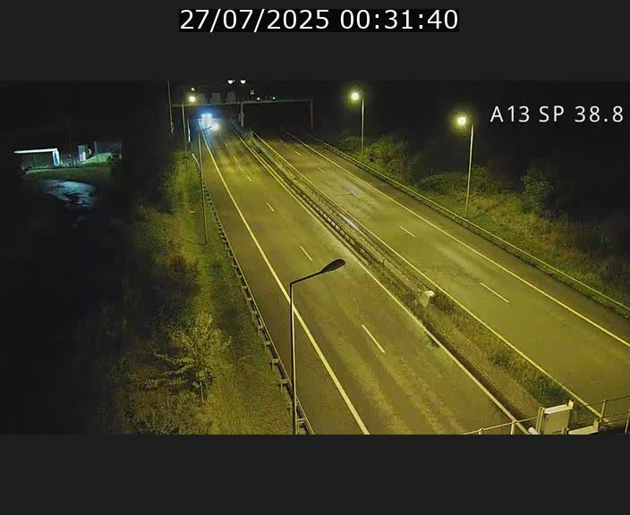 Webcam autoroute A13 à l'entrée ouest du tunnel Markusbierg à Schengen. Vue orientée vers le tunnel et l'Allemagne