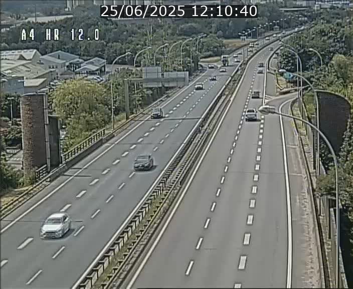 Traffic live webcam Luxembourg Jonction Foetz - A4 - BK 12.0 - direction Esch sur Alzette