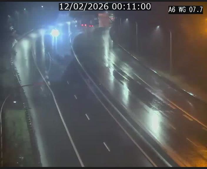 Traffic live webcam Luxembourg - Bridel - A6 - BK 7.7 - direction Belgique