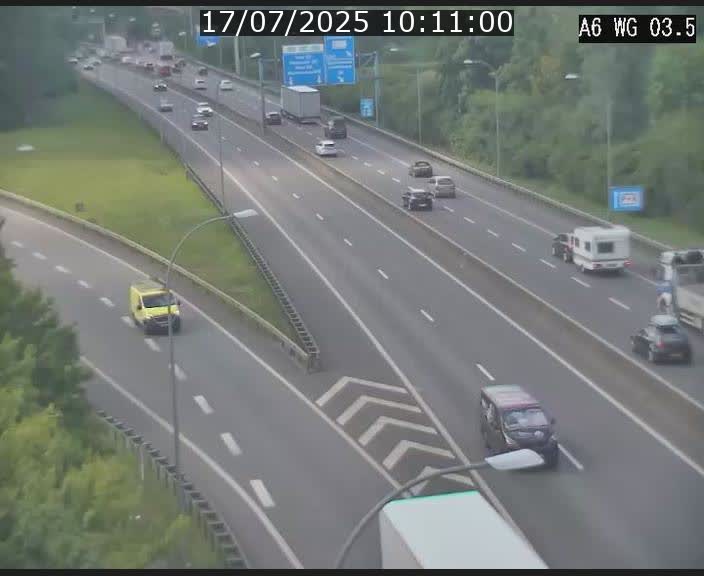 Traffic live webcam Luxembourg - Croix de Cessange - A6 - BK 3.5 - direction France/Allemagne