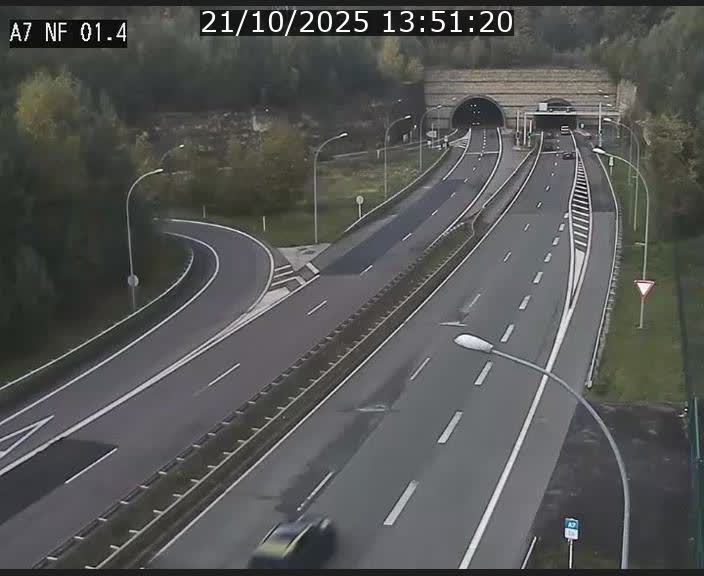 Caméra autoroute Luxembourg A7 - Echangeur Waldhaff - direction Tunnel Stafelter
