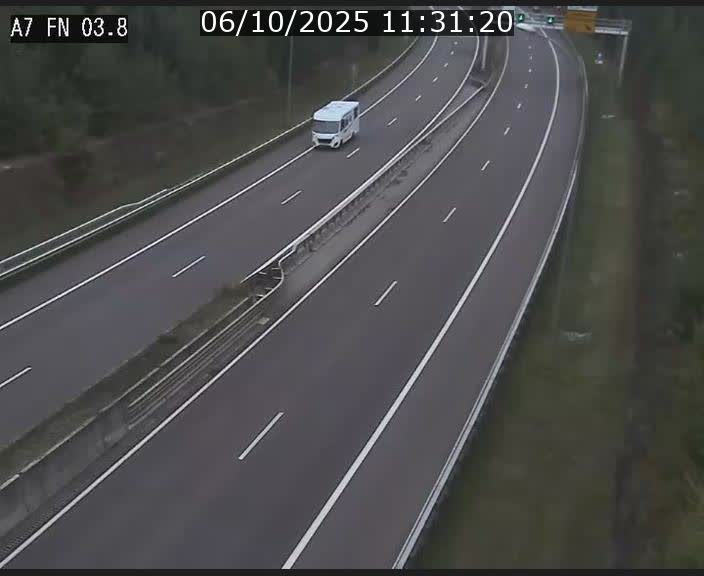 Caméra autoroute Luxembourg A7 - Passage à gibier Rëngelbour - direction Tunnel Stafelter