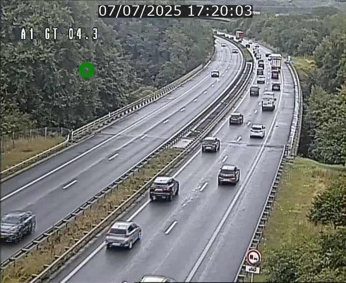 Traffic live webcam Luxembourg Itzig - A1 direction Sandweiler - BK 4.3