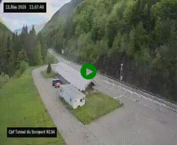 Webcam à l'entrée du tunnel du Somport, côté français, sur la N134, dans les Pyrénées, en direction de l'Espagne, à 1116 mètres d'altitude