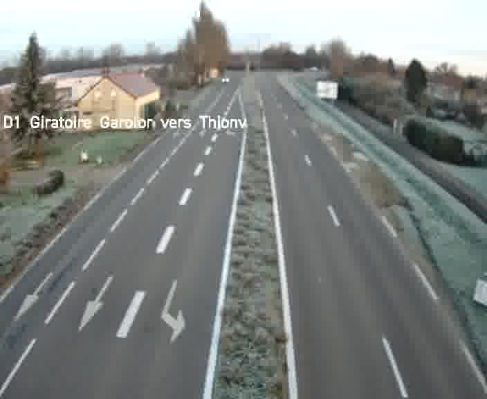 Webcam de surveillance sur D1 (France) à Ennery, cadrée vers Thionville, proposant une information routière utile aux déplacements quotidiens.