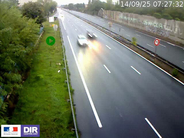 Webcam à Bron sur l'A43 à la jonction avec le boulevard périphérique de Lyon (D383). Vue orientée vers Lyon