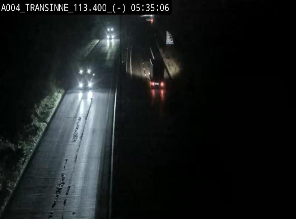 Caméra trafic E411 (A4) - Transinne direction Namur - BK 113.425