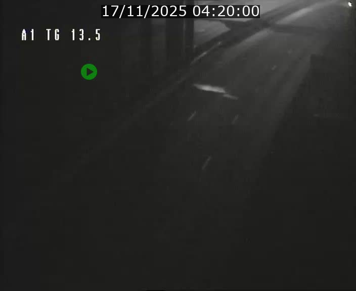 Traffic live webcam Luxembourg Senningen - A1 direction Luxembourg - BK 13.5