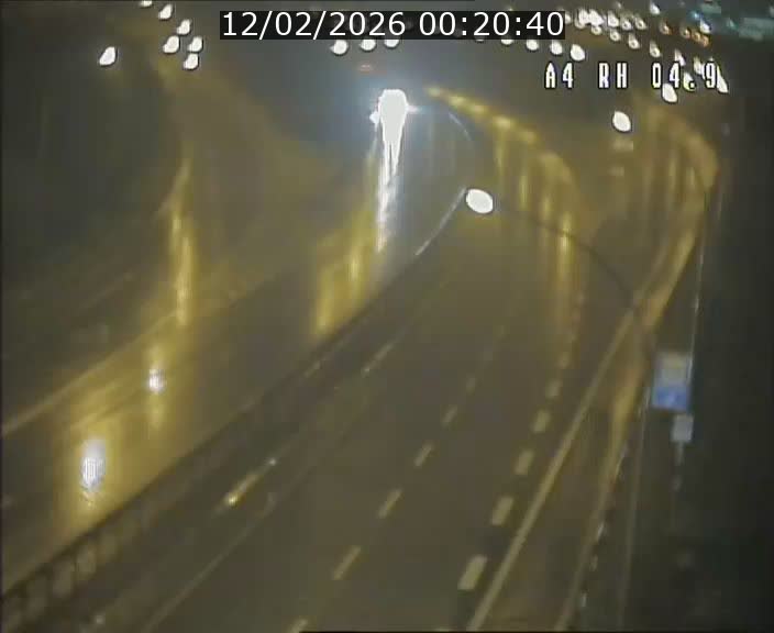 Traffic live webcam Luxembourg Leudelange - A4 - BK 4.9 - direction Luxembourg