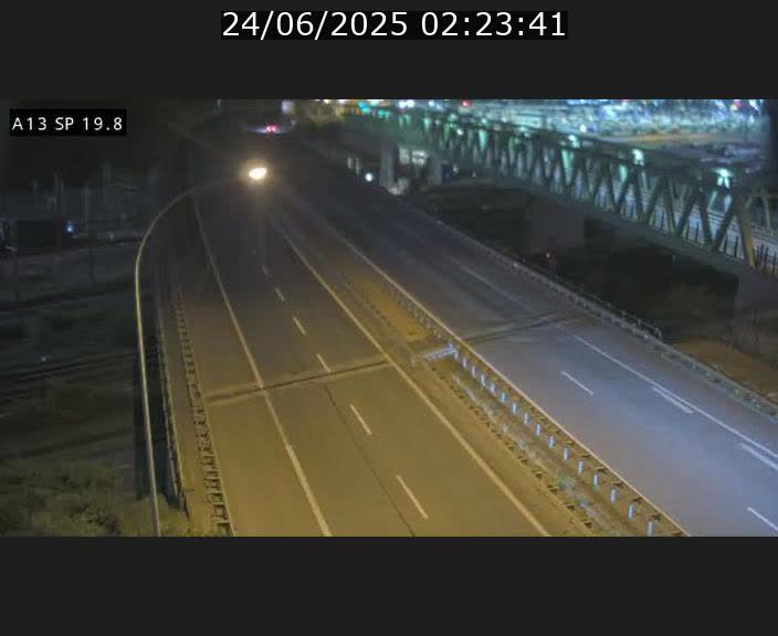 Traffic live webcam Luxembourg Croix de Bettembourg - A13 direction Esch-sur-Alzette - BK 19.8