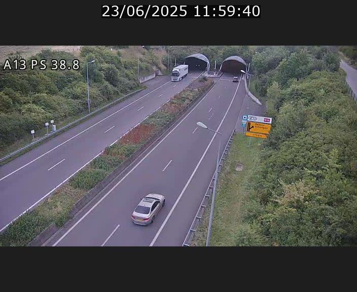 Webcam autoroute A13 à l'entrée ouest du tunnel Markusbierg à Schengen. Vue orientée vers Mondorf-les-Bains