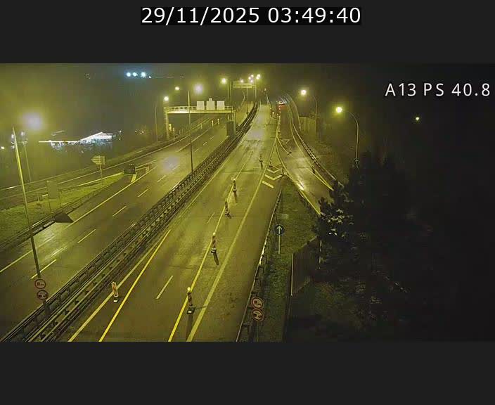 Webcam autoroute A13 à la sortie est du tunnel Markusbierg à Schengen. Vue sur le pont de la Moselle, vers l'Allemagne