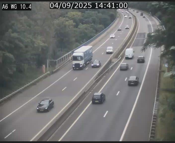 Traffic live webcam Luxembourg Mamer - A6 - BK 10.4 - direction Luxembourg/France/Allemagne