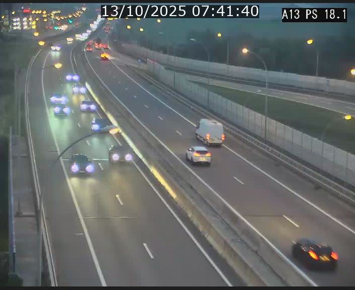 Traffic live webcam Luxembourg Dudelange - A13 direction Croix de Bettembourg - BK 18.1
