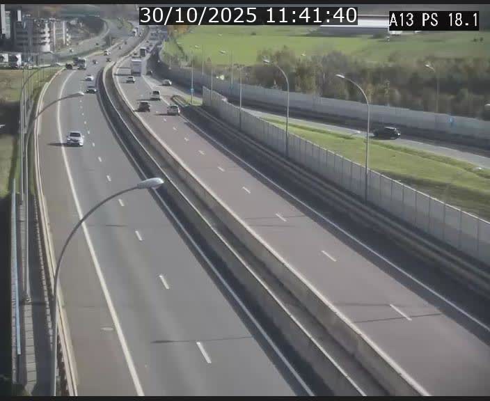 Traffic live webcam Luxembourg Dudelange - A13 direction Croix de Bettembourg - BK 18.1