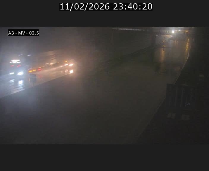Webcam autoroute A3 au Luxembourg à proximité de la Croix de Gasperich. Vue orientée vers Luxembourg