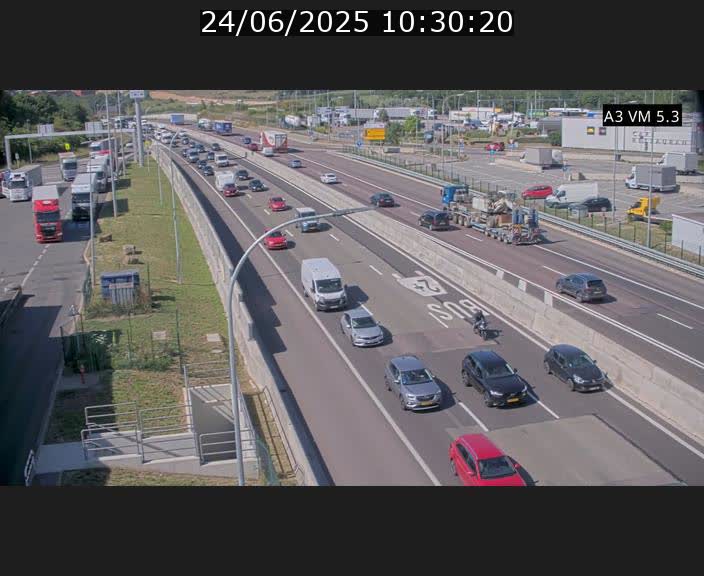 Traffic live webcam Luxembourg Aire de Berchem - A3 - BK 5 - direction France