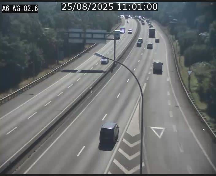 Traffic live webcam Luxembourg Croix de Cessange - A6 - BK 2.6 - direction France/Allemagne