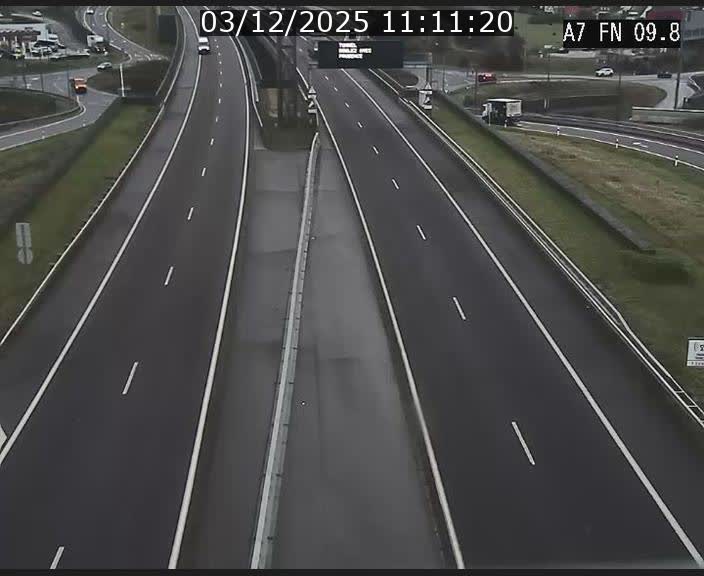 Caméra trafic Luxembourg - A7, Tunnel Gousselerbierg, sortie sud, direction rond-point Lorentzweiler (BK 9.9)