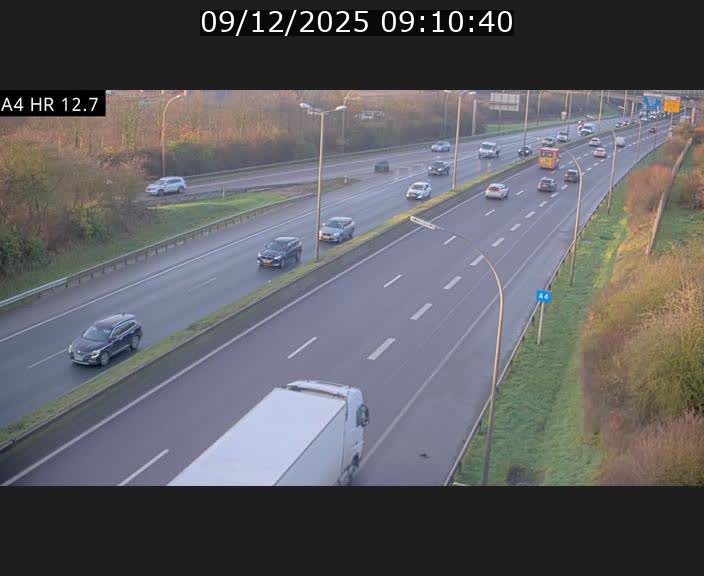Traffic live webcam Luxembourg Esch sur Alzette - A4 - BK 12.7 - direction Esch-Belval