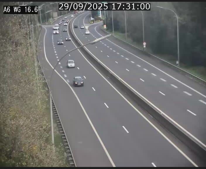 Traffic live webcam Luxembourg Aire de Capellen - A6 - BK 16.6 - direction Luxembourg/France/Allemagne