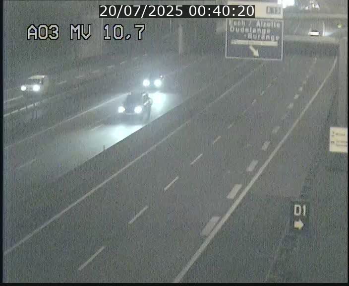 Traffic live webcam Luxembourg Croix de Bettembourg - A3 - BK 10.7 - direction France