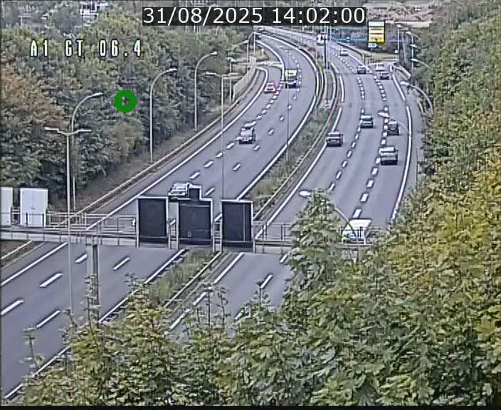 Traffic live webcam Luxembourg Hamm - A1 direction Sandweiler - BK 6.4