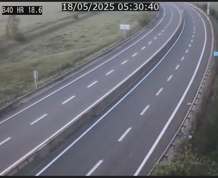 Webcam sur la route de liaison entre Micheville et Esch-Belval à la frontière entre le Luxembourg et la France. Vue orientée vers la Lorraine.